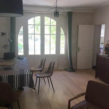 Apartament 25m Benoit Grands 3p Salon 2 65m2