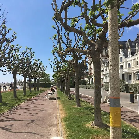 Apartament 25m Benoit Grands 3p Salon 2 65m2 *