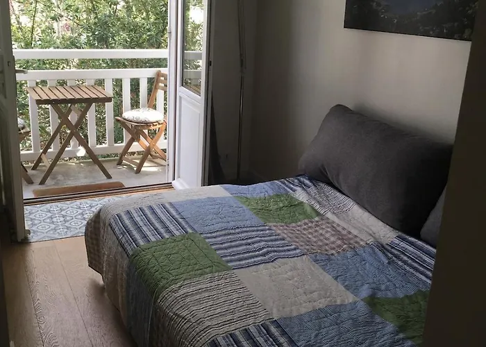 25m Benoit Grands 3p Salon 2 65m2 *