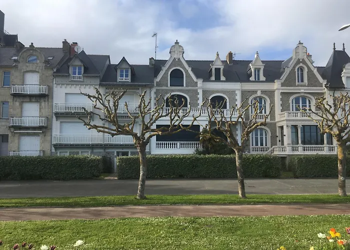 25m Benoit Grands 3p Salon 2 65m2 *