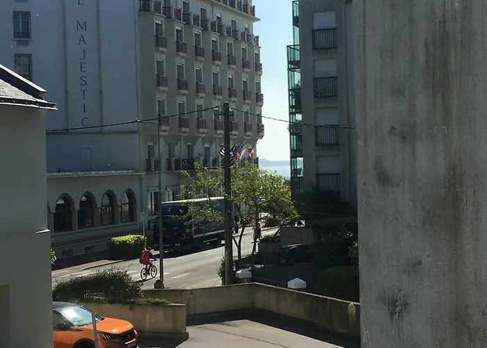 25m Benoit Grands 3p Salon 2 65m2